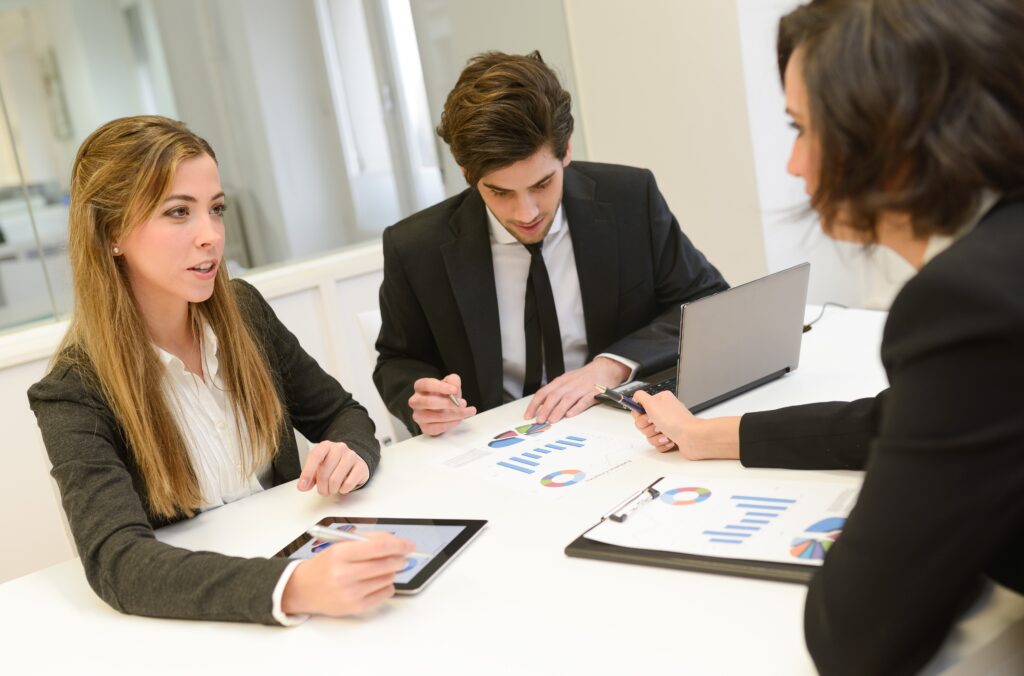 Financial Analyst Jobs